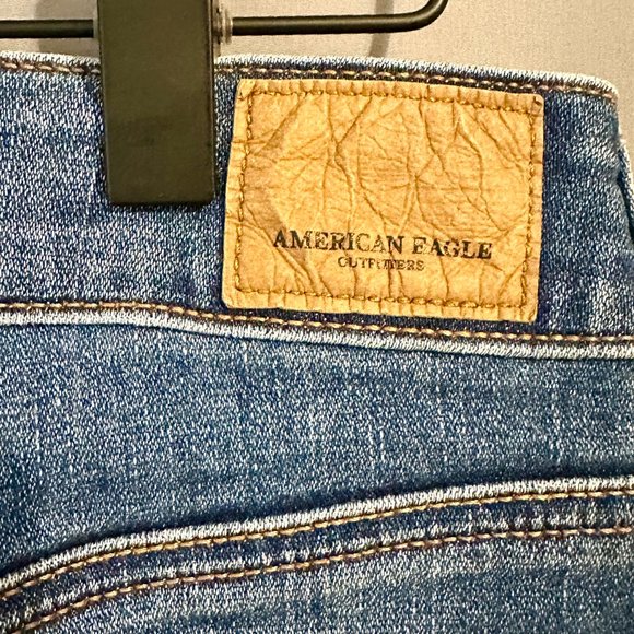 American Eagle Distressed Jean Skirt Super Stretch - Picture 6 of 7